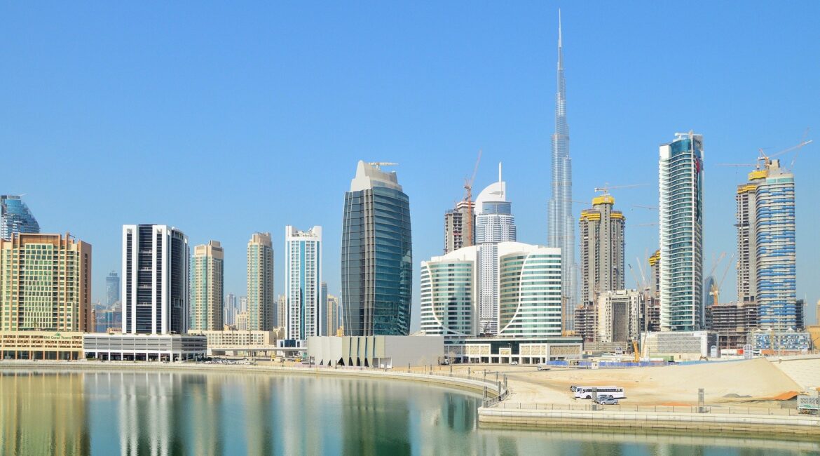 The architecture and modernity are one of the main attractions for people looking to study and live in Dubai.
